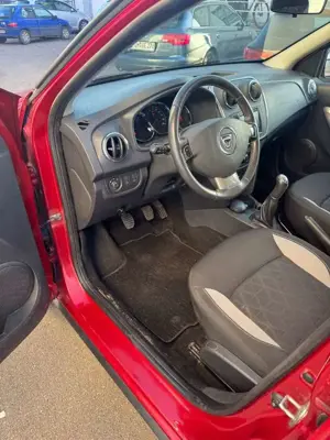Dacia Sandero Bild 5