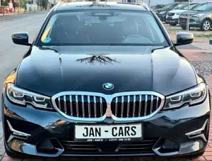 BMW 330 LED Pano Sporrsitze Abstandstempomt Keyless