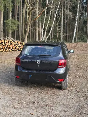Dacia Sandero Bild 2