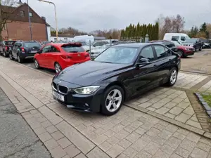BMW 318 d Limousine F30*NAVI*XENON*PDC*