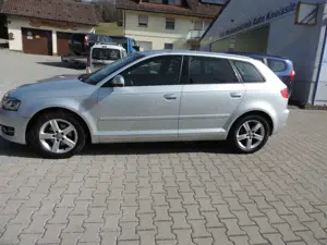 Audi A3 1.2 TFSI Sportback Ambiente super Ausstattung