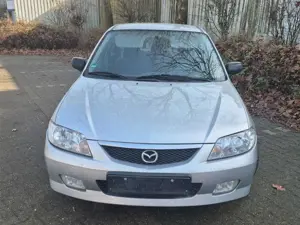 Mazda 323 1.4 S Comfort Automatik Bild 3