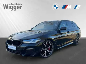 BMW 530 M Sport xDrive touring/AHK/Panodach/Nav/Leder
