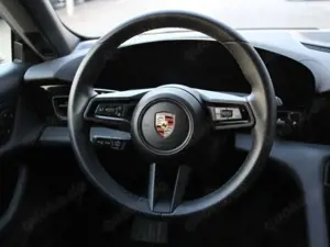 Porsche Taycan 4 Cross Turismo Bild 5