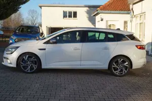 Renault Megane Grandtour ENERGY TCe 205 EDC GT Bild 4