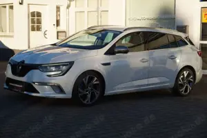 Renault Megane Grandtour ENERGY TCe 205 EDC GT Bild 3
