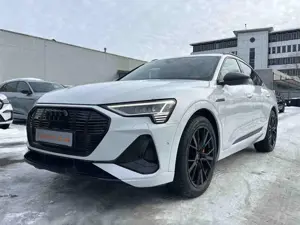 Audi e-tron Sportback 55 2x S line BLACK EDITION PANO