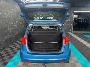 Kia Venga Spirit SHZ/RFK/BLTH Bild 3