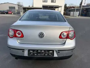 Volkswagen Passat Bild 4