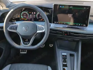 Volkswagen Golf GOAL1,5 eTSI DSG *IQ.Light*Kam*Navi*IQ.Driv Bild 5