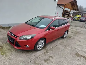 Ford Focus Titanium - lesen sie bitte Fahrzeugbeschreibung