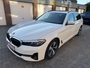 BMW 520 d xDrive-Leder braun-Navi-Panorama-Kamera