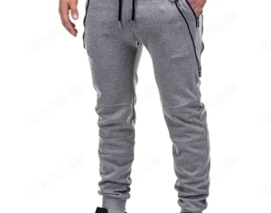 Sportlicher M sucht älteren aktiven mit kleinem Schw ;)