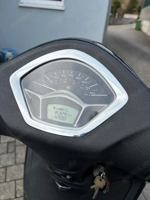 Roller Piaggio Liberty 50 iGeT E4 - dunkelblau Bild 3