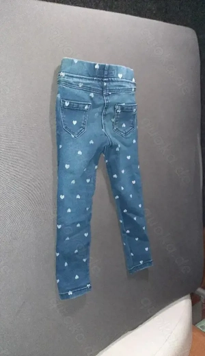 Mädchen Jeans mit Herzen Gr.104