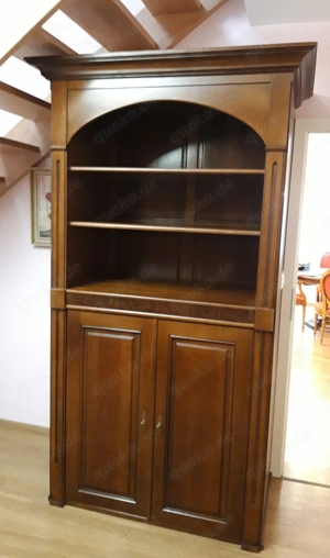 Wohnzimmerschrank mit 2 Türen aus Massivholz Birnbaum Bild 3