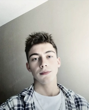 Ruhe & Autorität Suche brave Sklaven & echte Zahlsklaven