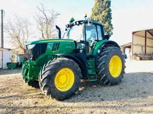 Landwirtschaftlicher Traktor John Deere 6175M