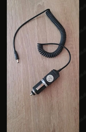 KFZ Ladegerät fürs Auto