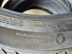 4 Sommerreifen ohne Felgen