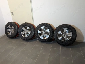 Sommerreifen mit Alufelgen   Komplettsatz 225 65R17 102 H