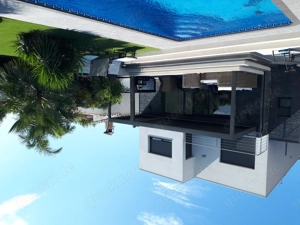 verkauft Luxus-Haus auf dem Kanal von Empuriabrava