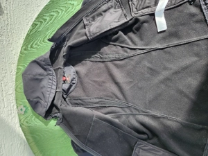 Biete eine Damensoftshelljacke von " STRAUSS" 