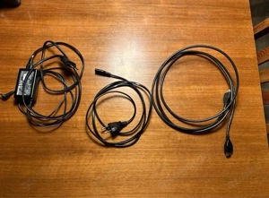 Verschenke PlayStation 4 + Controller   funktioniert einwandfrei