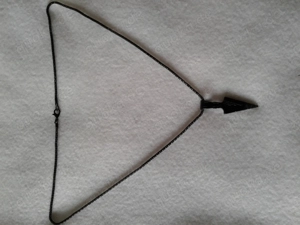 Haushaltsauflösung alles wird verkauft "Speerspitze nordisch Schmuckanhänger mit Kette"