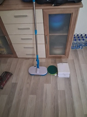 elektrischer Schrubber verkaufe ich in Köln Kalk