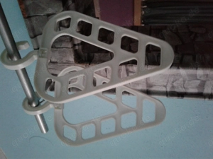 Haushaltsauflösung alles wird verkauft " Kleiderbügel Krawatten Schals etc."