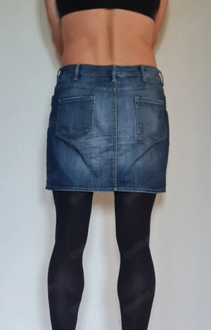 Hast Du Lust auf meinen knackigen Hintern?