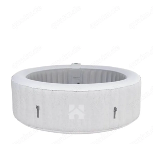 Selbstaufblasender Whirlpool zu verkaufen