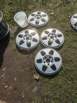 Oz Futura ,Mae Mach 1 Sammlungsauflösing