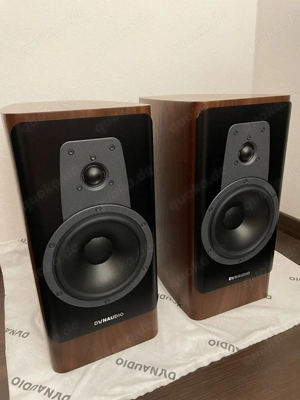 Dynaudio Contour 20i Walnut