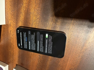 iPhone 14 Pro 128 Go Dunkellila und Hüllen