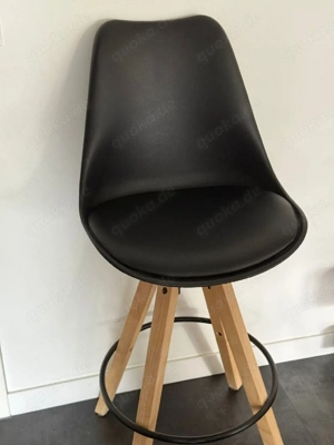 2 elegante Hochstühle, fast neu!