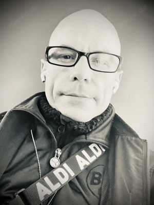 Jetzt Outdoor ,Ich verwöhne Dich ,WEIBLICH ab 24 Jahren in Castrop.