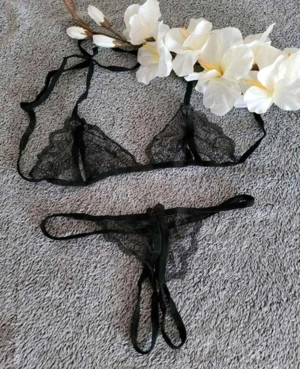 Biete feine Duftwäsche an