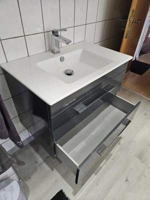 Waschtisch Unterschrank und Waschbecken