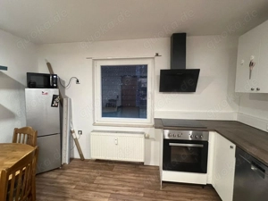 2 Zimmer zu vermieten mit Wohnessküche,  Bad , Balkon Bild 3