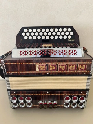 Zupan Alpe II D steirische Harmonika