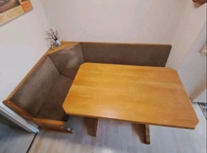 Eckbank aus Massivholz   handgefertigte Schreinerarbeit + Tisch und 2 Stühle