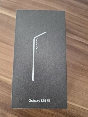Samsung Galaxy S25 FE 