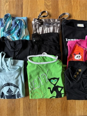 Kleiderparket Gr. S Oberteile Tanktop Nackholder