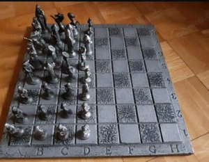 Schachspiel   Schachbrett inkl Figuren 