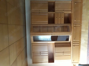 Wohnzimmerschrank