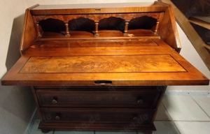 Sekretär, älteres Modell, 