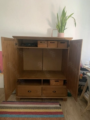 Schöner Massivholz Schrank   Vollholz Kommode   Landhausstil