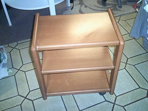 Beistelltisch aus Holz